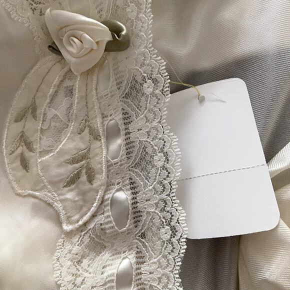 Vintage Lorraine Robe USA Bridal Tie Waist Scalloped Lace Elastic Ivory 2X NWT - Picture 2 of 5